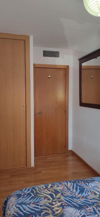 Habitacion Privada En Piso A 10 Minutos De Atocha Madrid Luaran gambar