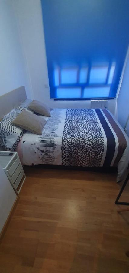 Habitacion Privada En Piso A 10 Minutos De Atocha Madrid Luaran gambar